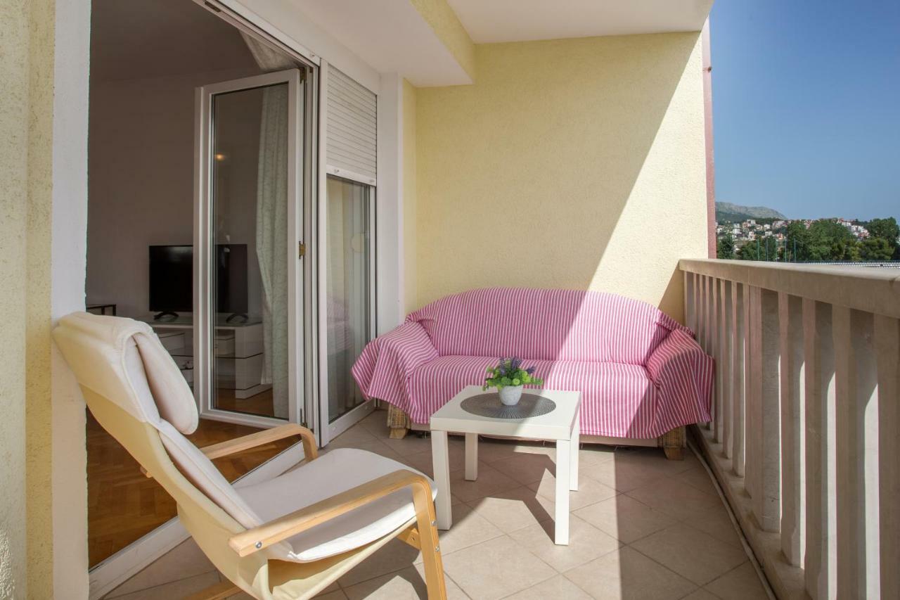 Apartments Vip Split Luaran gambar